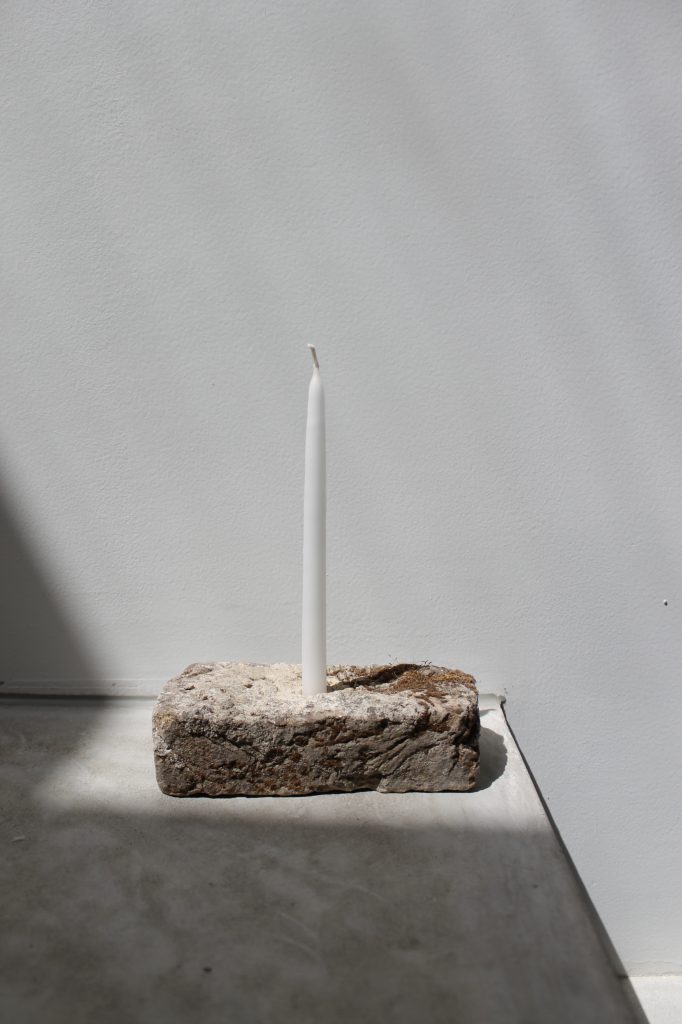 IJsselsteentje with candle
